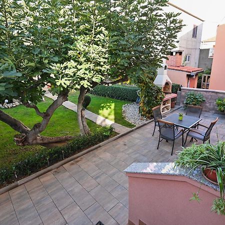 פוסדריה Apartment Irena מראה חיצוני תמונה