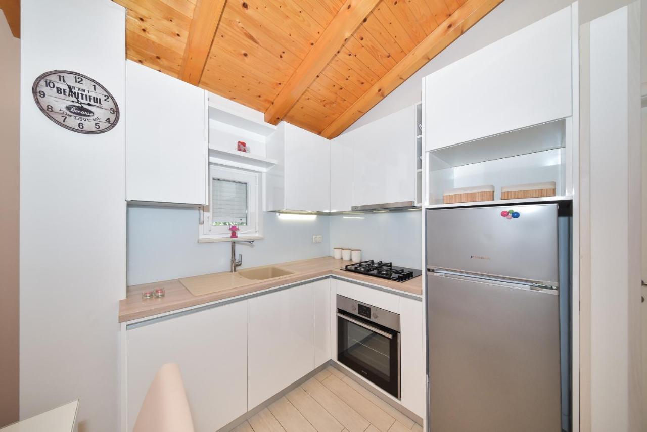 פוסדריה Apartment Irena מראה חיצוני תמונה
