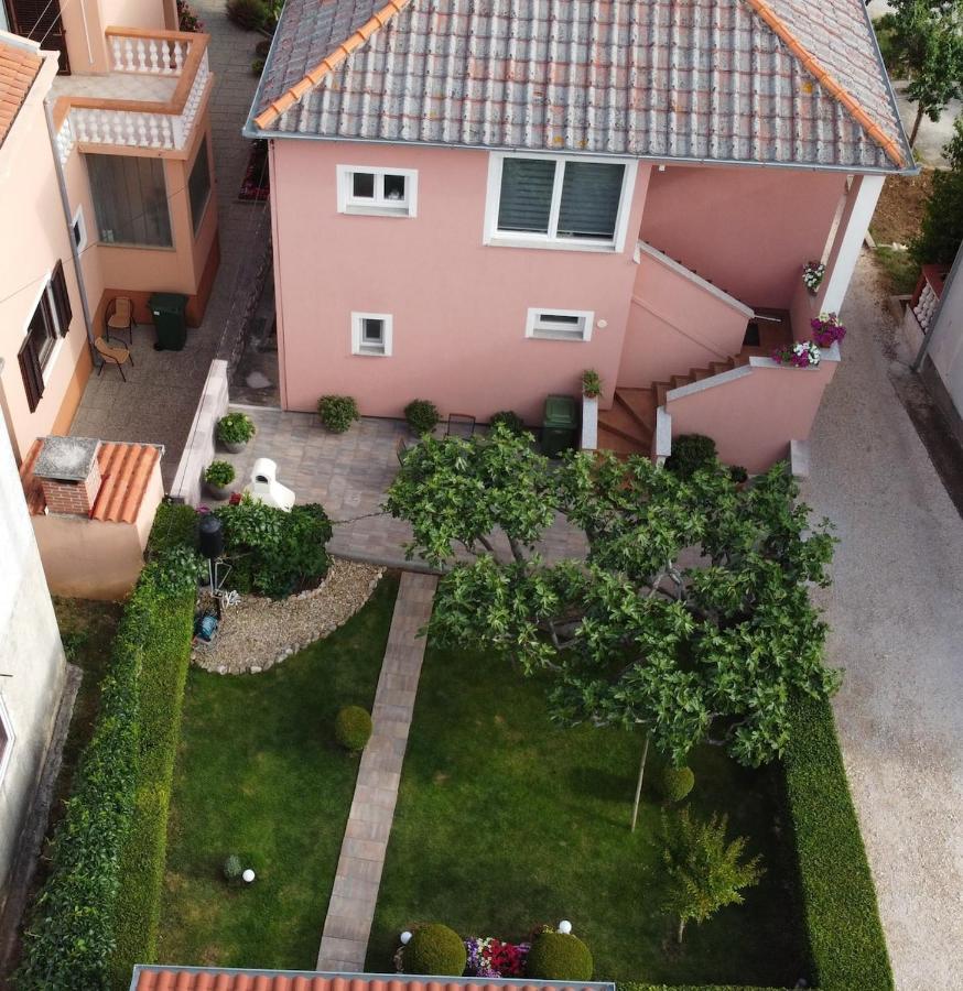 פוסדריה Apartment Irena מראה חיצוני תמונה