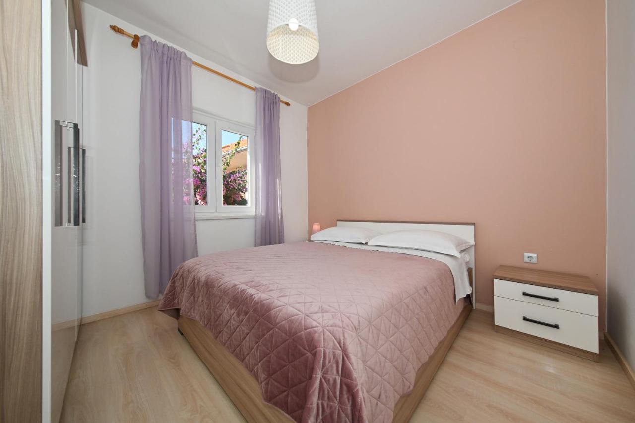 פוסדריה Apartment Irena מראה חיצוני תמונה