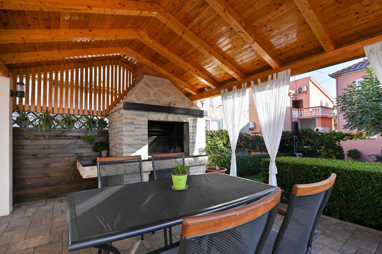 פוסדריה Apartment Irena מראה חיצוני תמונה
