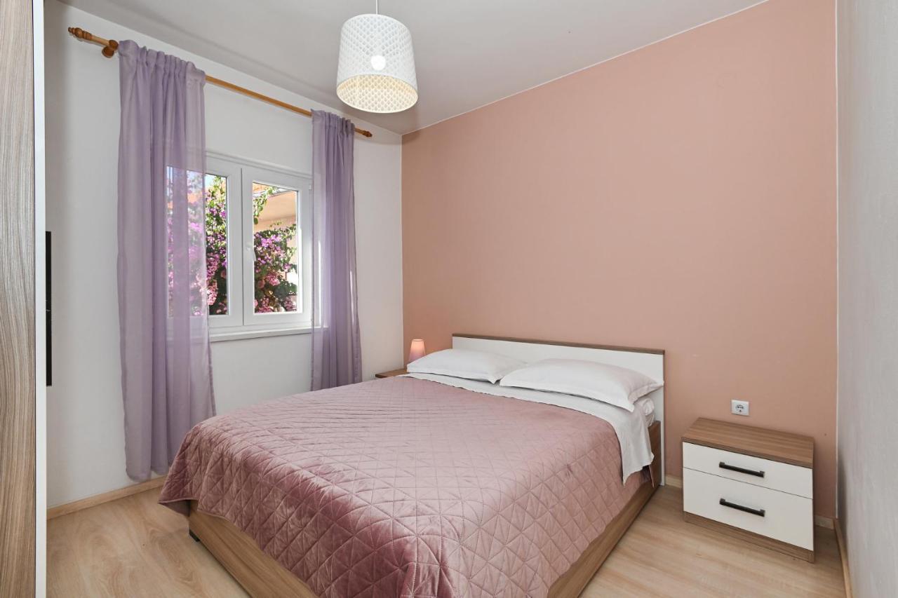 פוסדריה Apartment Irena מראה חיצוני תמונה