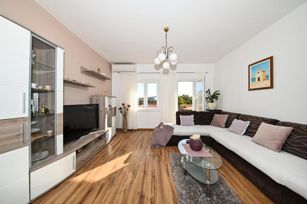 פוסדריה Apartment Irena מראה חיצוני תמונה