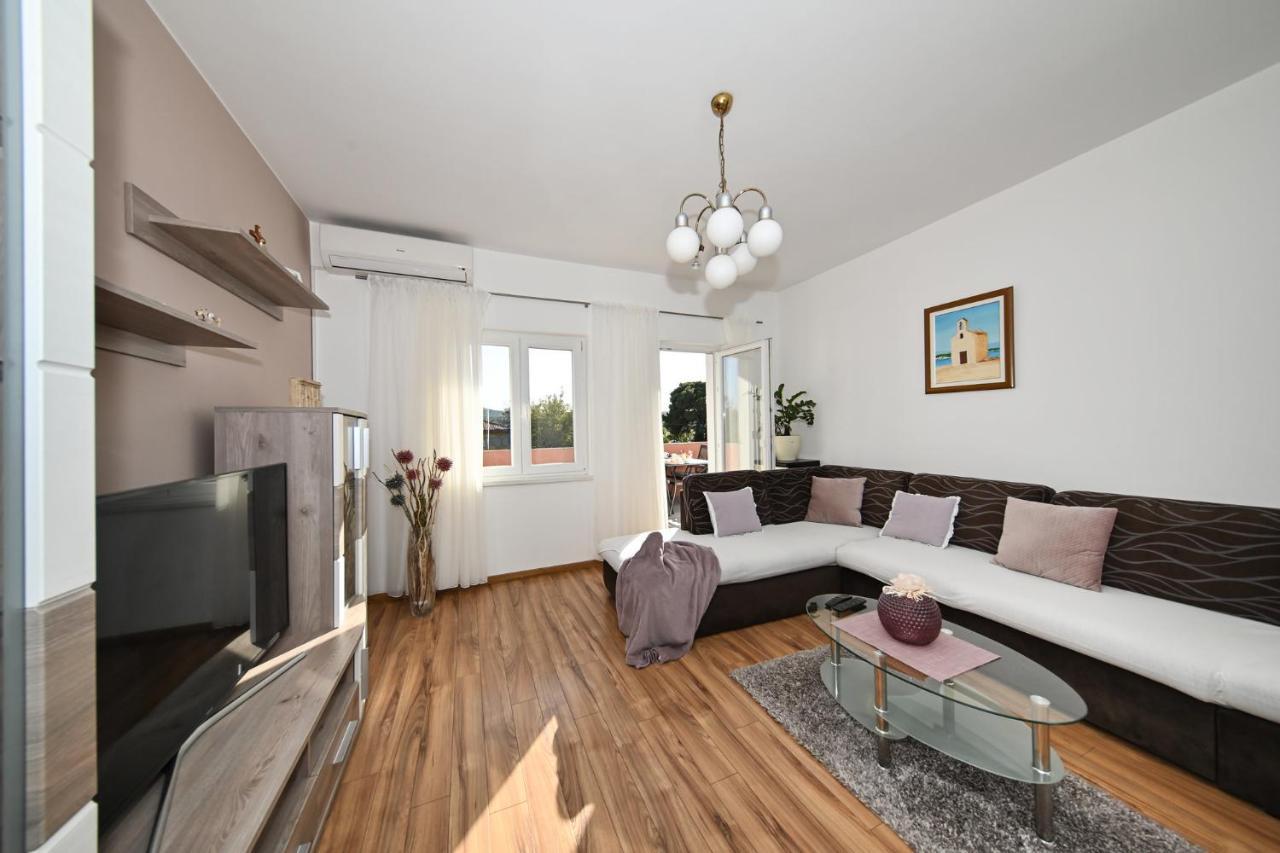 פוסדריה Apartment Irena מראה חיצוני תמונה